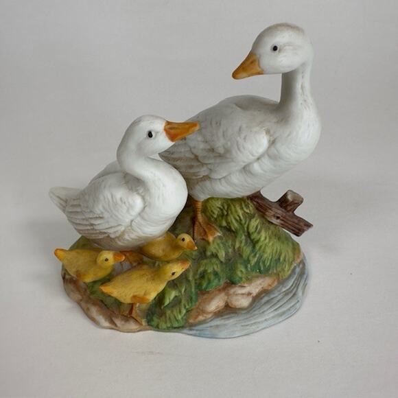 Homco #1459 Porcelain Figurine w/Sticker Duck/Ducklings/Geese Family Vintage - Picture 2 of 16